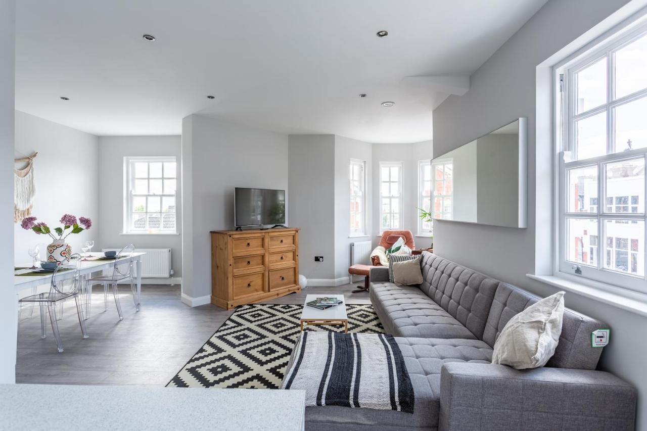 2 Bedroom Apartments With Sofa Bed In Southend 外观 照片