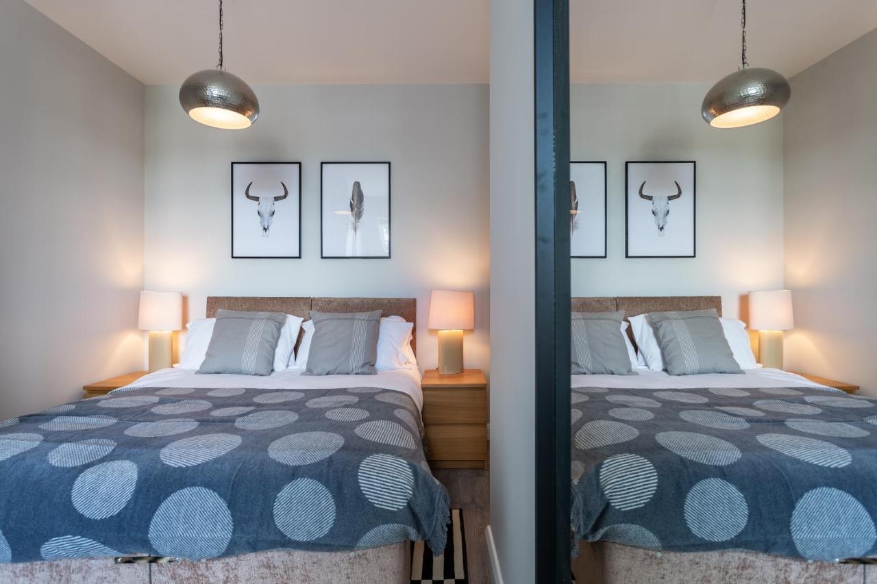2 Bedroom Apartments With Sofa Bed In Southend 外观 照片