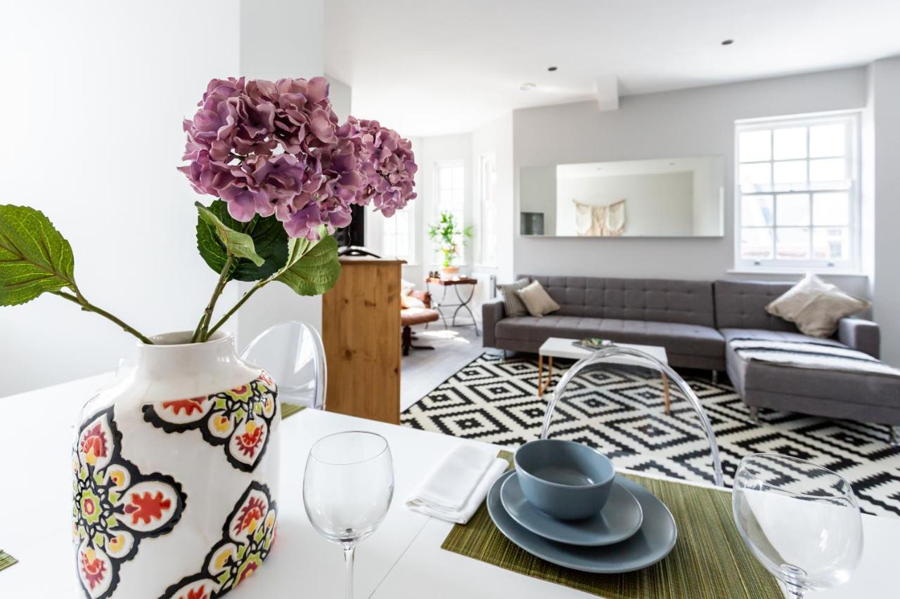 2 Bedroom Apartments With Sofa Bed In Southend 外观 照片